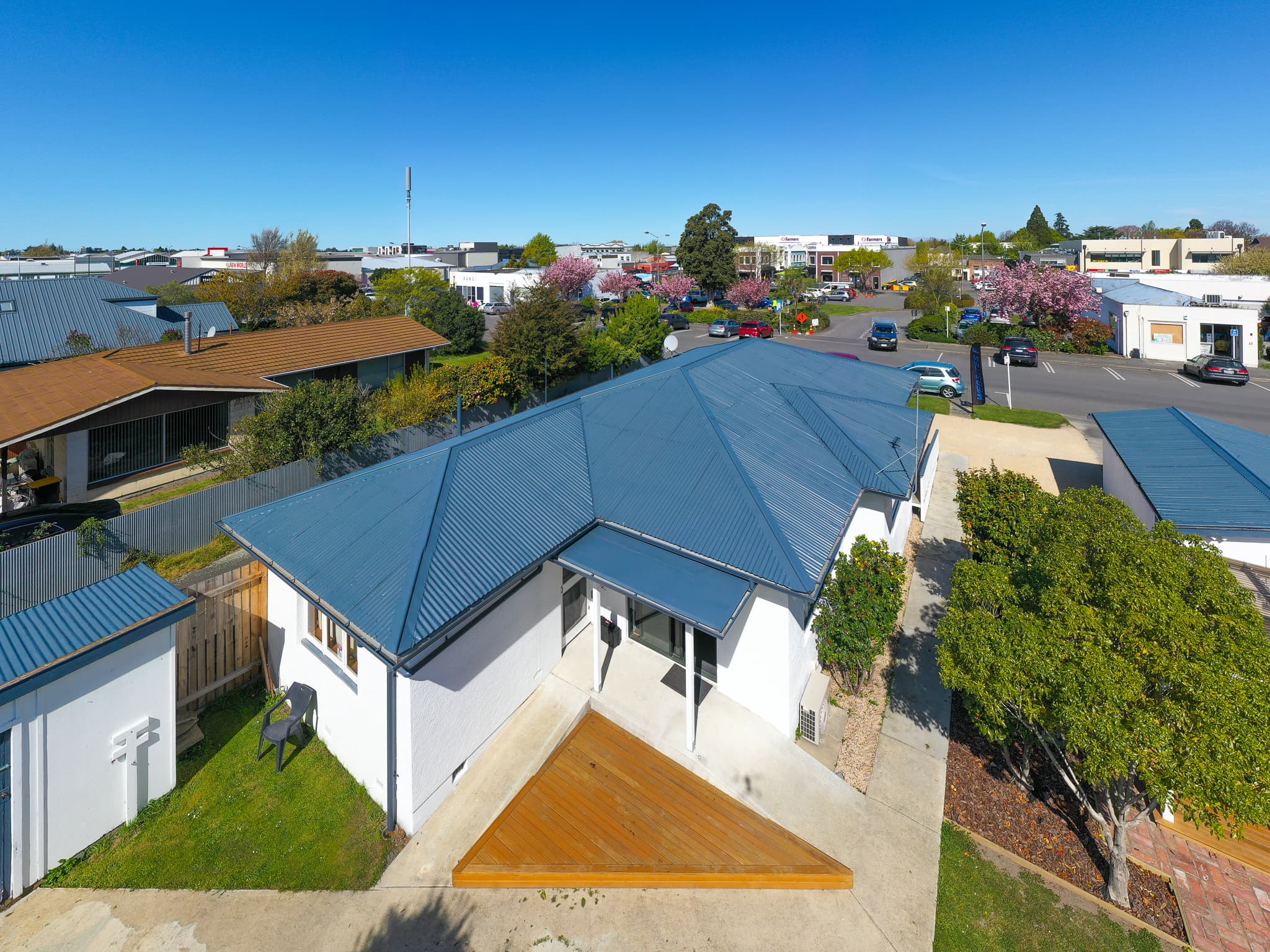 Christchurch Building and Decorating | MoMac Creative Agency