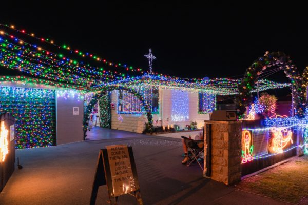 north_canterbury_christmas_lights_momac_22_12_2021_Small_24-min