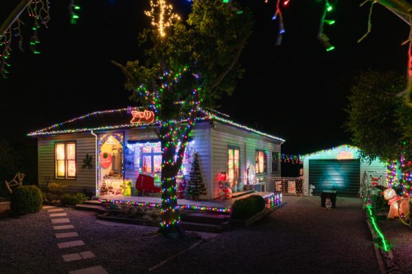 north_canterbury_christmas_lights_momac_22_12_2021_Small_49-min