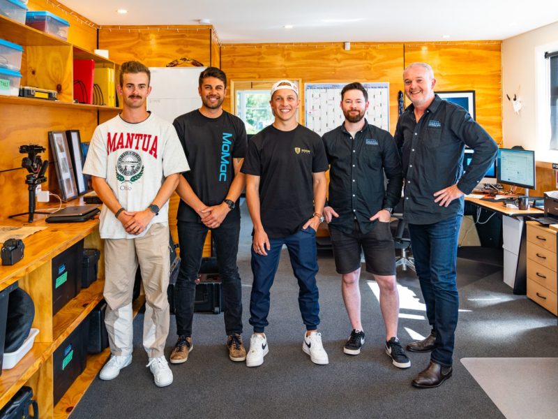 liam_lawson_visits_momac_hq_new_zealand_2023_2