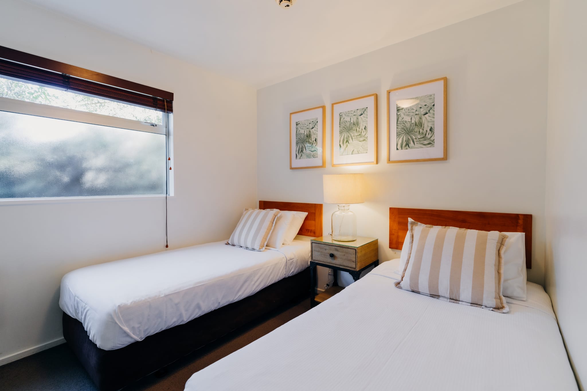Sumner_Bay_Motel_Photoshoot_11.09.25_Small_179